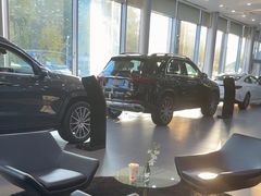 -奔驰利星行(北京花乡店)