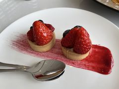 -鲜艳西餐厅(衡山路十二号华邑店)