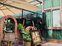 -莉莉家的音乐花园餐吧(航空路店)
