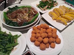 -肥仔文澳门猪骨煲(南京西路店)
