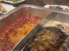 -百年川椒重庆老火锅(光谷店)