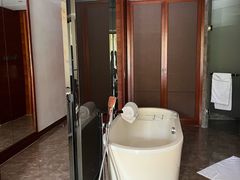 -三亚湾海居雅高铂尔曼度假酒店