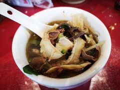 -谢老五跷脚牛肉·非遗传承店