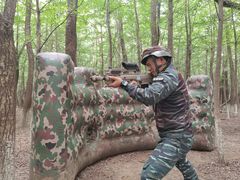 -亲兄弟真人CS团建拓展基地