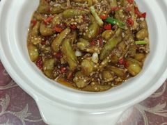 -湖南人家湘菜馆(镇江路店)