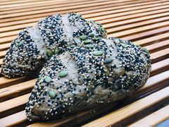-焙丽拾光(麦凯乐直营店)
