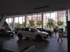 -深圳锦龙奥迪4S店(前海店)