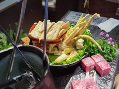 -湊湊火锅·茶憩(新中关购物中心店)