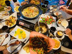 -云海肴·汽锅鸡·云南菜(天山百盛优客店)