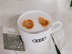 -上海冠松华奥奥迪4S店(张江店)