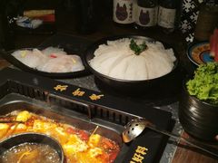 自助取餐区-老牌坊云南鱼豆花火锅(哈西万达店)