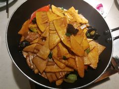 -小菜园新徽菜(连云港海州吾悦店)