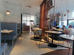 大堂-必胜客(武汉欢乐谷店)