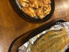 料理烤特色火烧-老东镇啤酒屋海鲜加工·蒸汽海鲜·海鲜烧烤(台东店)