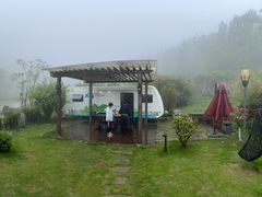 -三峡国际房车露营地(G348店)