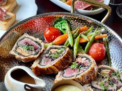 -普朗姆生蚝牛排馆 The Plump Oyster(成都摩方购物中心店)