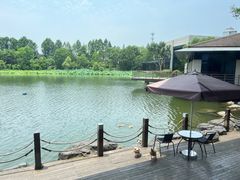 -上海怡沁园度假酒店