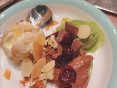 -东方红海鲜百汇(国际大厦店)