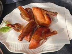 脆皮乳鸽-醉东Oriental House(静安嘉里中心店)