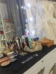 -朵颜化妆造型工作室(陆家嘴店)