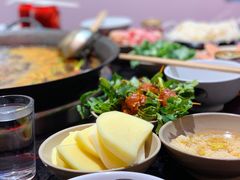 -四小区火锅·巷子里的重庆火锅(花照壁店)