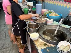 -榮泰米粉湯(Left Shop)