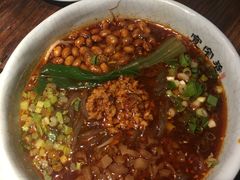 巷子酸辣粉-张氏宽窄巷成都菜(澳德乐店)
