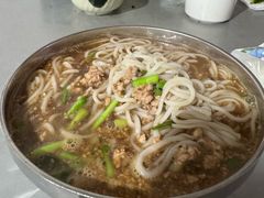 -正宗杨记普洱酸醋米线(总店)