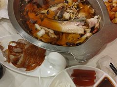 -鑫巴蜀小镇 · 水煮鱼专研店(玉桥店)