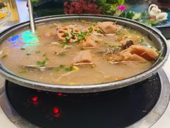 -茅台镇网红溶洞餐厅·茅帮菜馆