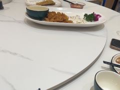 -梅利汴京烤鸭•开封豫菜地标店(东大街店)