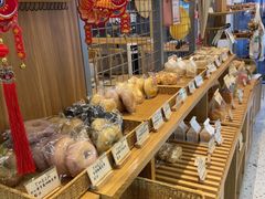 -提亚烘焙·手作面包·生日蛋糕(七星店)