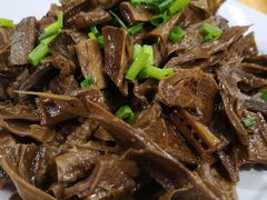 农家笋干烧肉-临街徽菜馆·正宗黄山味
