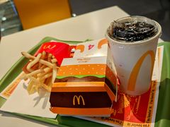 -麦当劳(新世纪环球中心店)