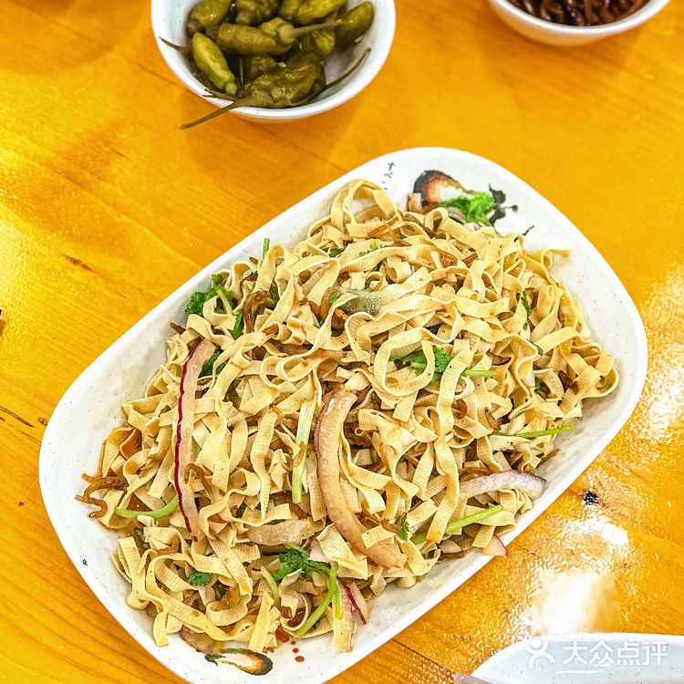 哈尔滨这家四层还爆满🔥的火锅店真是馋肉好去处