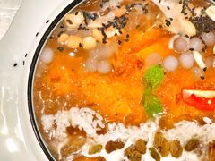 超大乌龙冰粉-姚姚酸菜鱼·金戈戈香港豉油鸡(喜荟城联名店)