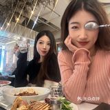 “请吃饭的漂亮姐姐🍽️”  