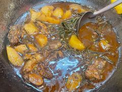 -炖四方东北铁锅炖·烧烤小龙虾(中豪国际店)