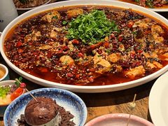 -麻辣总动员·川派海鲜·现炒浇头面·自贡菜(五彩城店)
