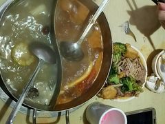 -蒙肥羊·酸汤潮牛·鲜牛肉火锅烤肉自助(岗顶店)
