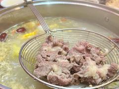 五花趾-官塘陈记鱼生·潮汕砂锅粥·牛肉火锅(潮枫路总店)