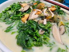 -霞海鸭仔饭店(海滨大道北店)