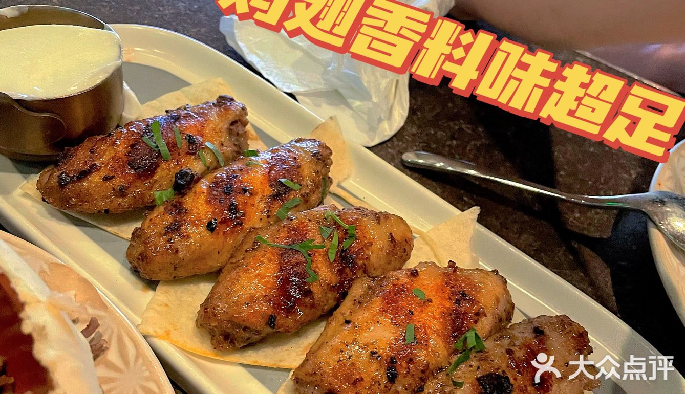 打赌你还没吃过：🇱🇧铺满羊肉的芝士披萨🍕