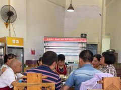 大堂-佘记全家福芋儿鸡(向阳街总店)