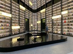 -上海虹桥中心爱琴海亚朵S酒店