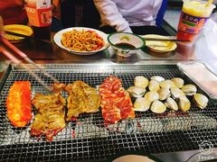 -马路牙子烧烤音乐酒馆(望京店)