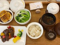 -雪梅月子中心(华侨城店)