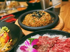 -韩烧牛中牛·甄选黑牛烤肉(黑金店)