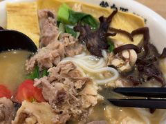 -蒙自源米线大王(东站店)