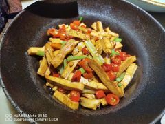 -佬麻雀·新湘菜(珠海金发购物中心店)